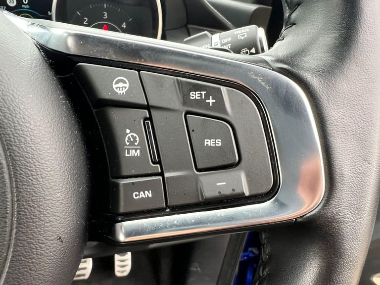 2018 Jaguar E-Pace 2.0 D180 R-Dynamic SE Auto AWD Euro 6 (s/s) 5dr ESTATE Diesel Automatic