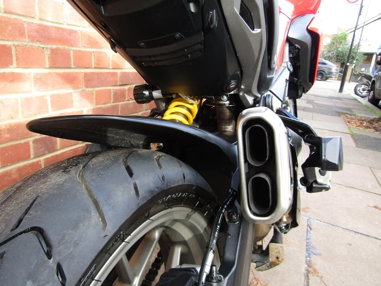 DUCATI MULTISTRADA 950. FULL SERVICE HISTORY . BELTS JUST DONE...REDUCED...