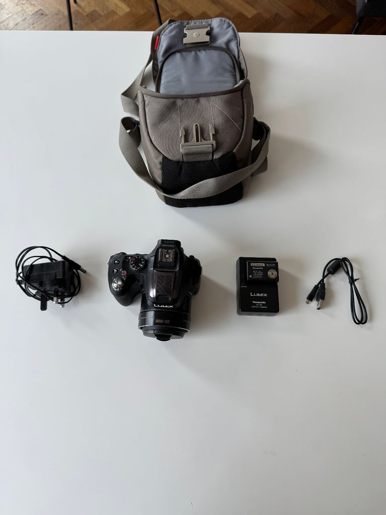 Lumix Panasonic DMC - FZ70 Camera, for sale £150 O.B.O