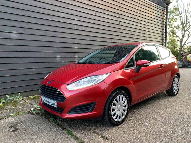 FORD FIESTA 1.5 TDCi Style Hatchback 3dr Diesel Manual Euro 6 (75 ps) 2015