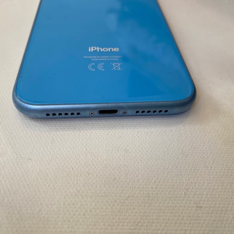 iPhone XR 64gb UNLOCKED 
