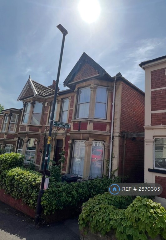 1 bedroom in Grove Park Avenue, Bristol, BS4 (#2670305)
