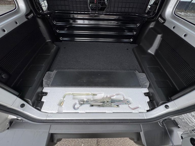  Suzuki Jimny 1.5 ALLGRIP Commercial 4WD Petrol