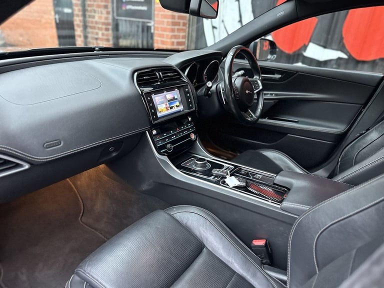 2018 Jaguar XE 2.0 [250] R-Sport 4dr Auto SALOON PETROL Automatic