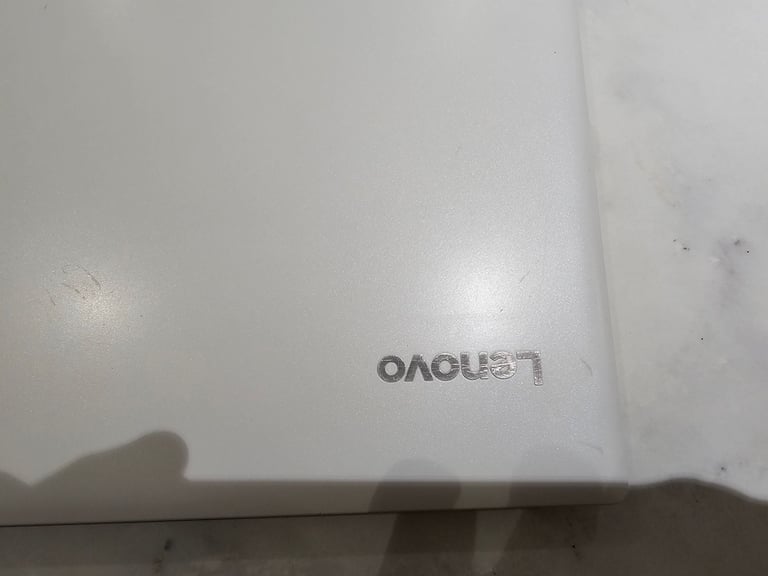 Lenovo Ideapad 320s-141KB 14inch intel pentium 2.30GHz