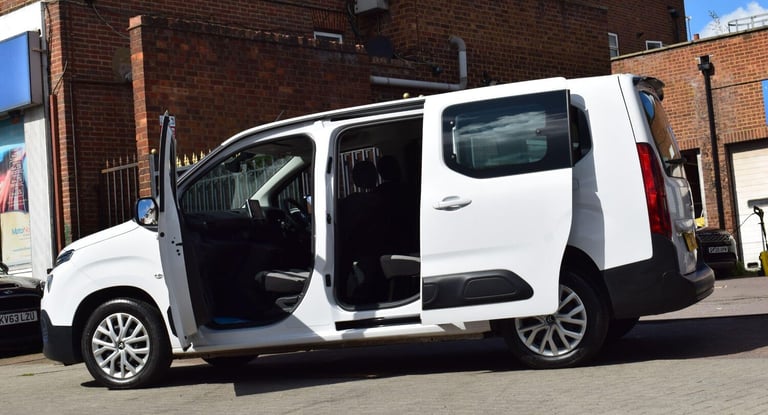 2023 Citroen Berlingo 50kWh Feel XL Auto 5dr (7.4kW Charger) MPV Electric Automatic