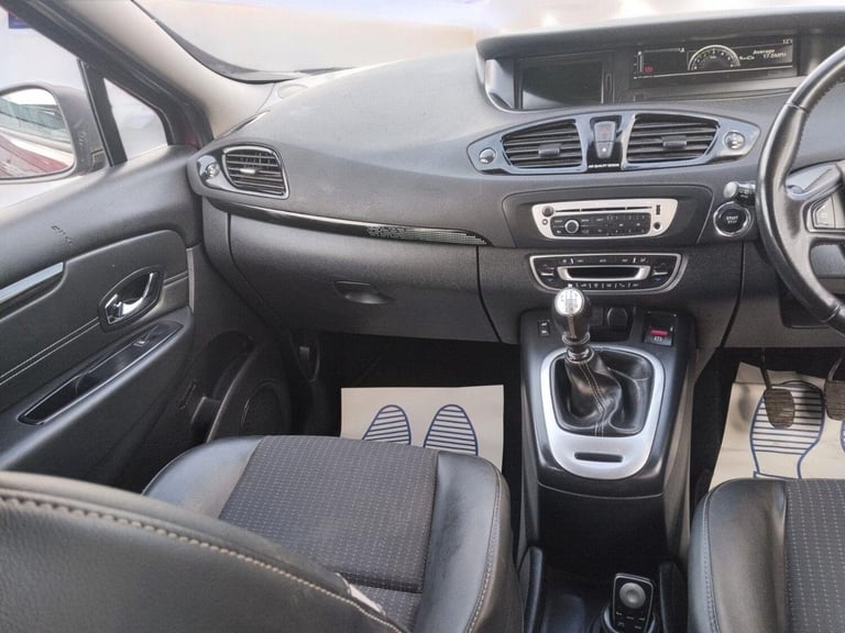 2013 Renault Scenic 1.6 dCi Dynamique TomTom Euro 5 (s/s) 5dr Diesel