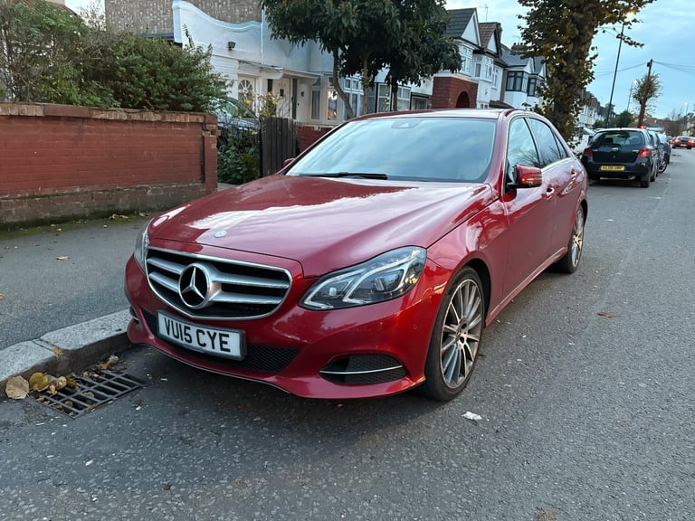 image for Mercedes-Benz, E CLASS, Saloon, 2015, Semi-Auto, 2143 (cc), 4 doors