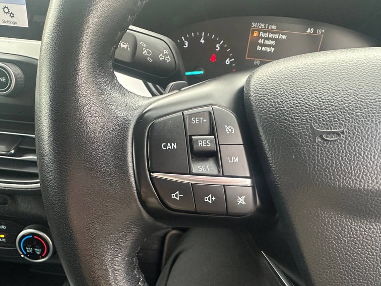 2019 Ford Focus 1.0 ECOBOOST ZETEC 5dr Hatchback PETROL Automatic