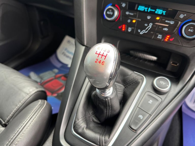 2018 Ford Focus 2.0T EcoBoost ST-3 Euro 6 (s/s) 5dr HATCHBACK Petrol Manual