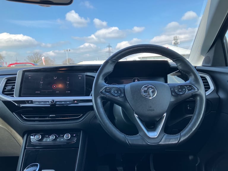 2022 Vauxhall Grandland 1.2 Turbo Ultimate 5dr Hatchback PETROL Manual