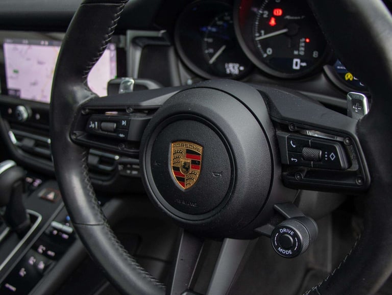 2023 Porsche Macan T 5dr PDK ESTATE PETROL Automatic