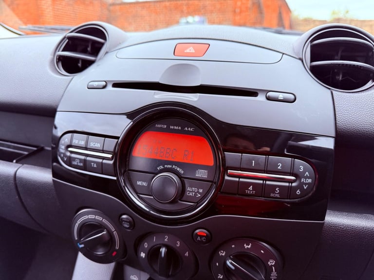 MAZDA MAZDA2 1.5 TS2 2013