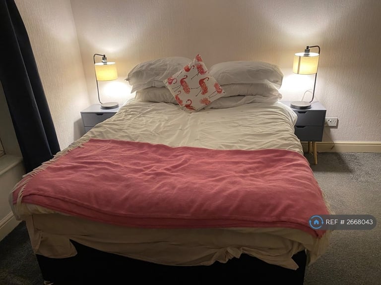 1 bedroom flat in Mansfield Rd, Nottingham, NG5 (1 bed) (#2668043)