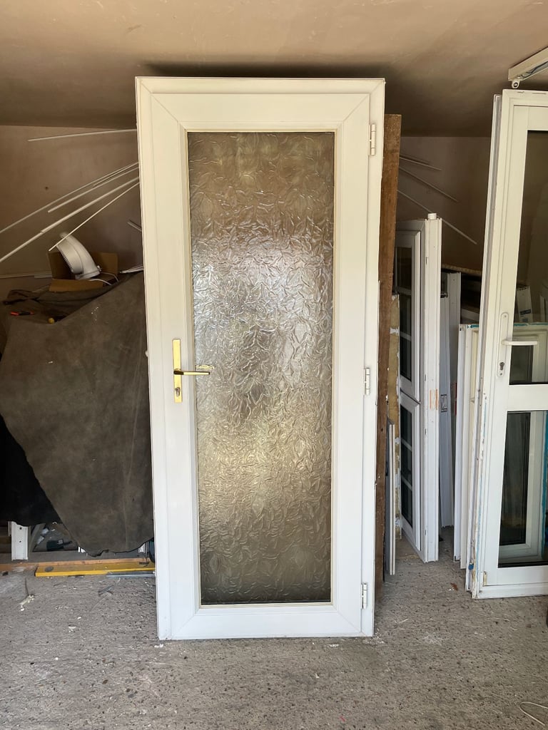 UPVC DOOR 209.5 x 86 cm - BEAUTIFUL UPVC DOUBLE GLAZED DOOR - OBSCURE GLASS (REF: DX155)