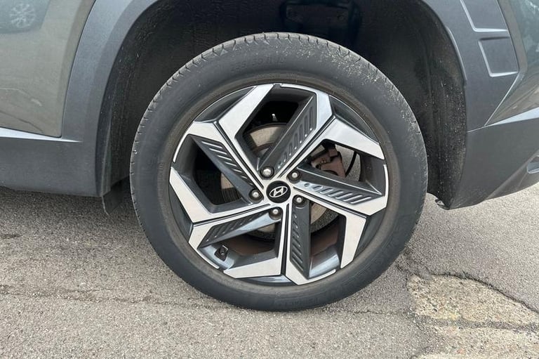 2022 Hyundai TUCSON 1.6 TGDi Hybrid 230 Premium 5dr 2WD Auto ESTATE PETROL/ELECTRIC Automatic