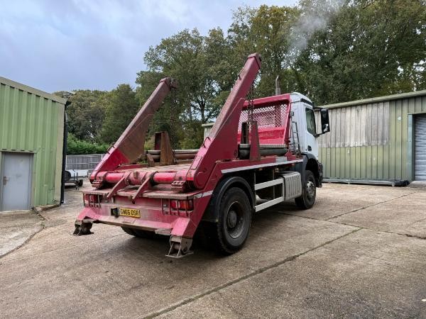 Mercedes 1824 Arocs Hyvalift Skip Loader Extendable Arms