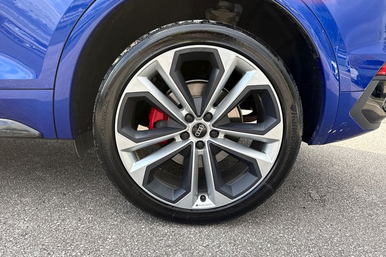 2023 Audi Q5 Edition 1 40 TDI quattro 204 PS S tronic SUV DIESEL Automatic