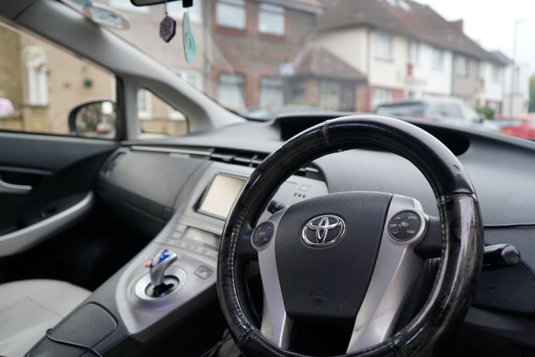 Toyota, PRIUS HYBRID, 2015, 1797 (cc)