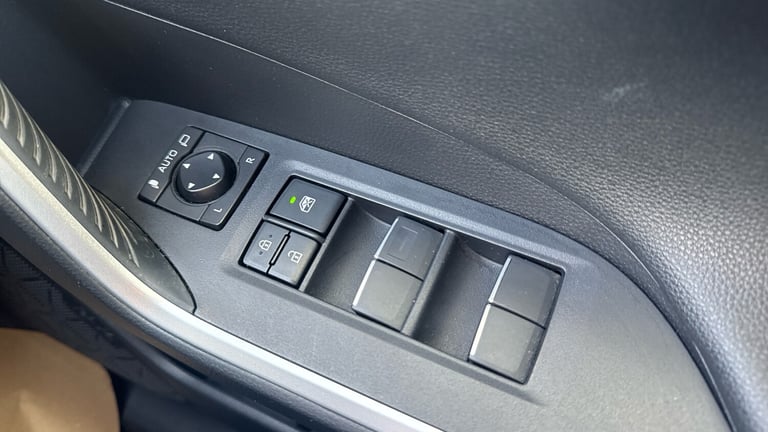 2021 Toyota RAV4 2.5 VVT-i Hybrid Design 5dr CVT 2WD Hybrid Estate Estate Hybrid Automatic