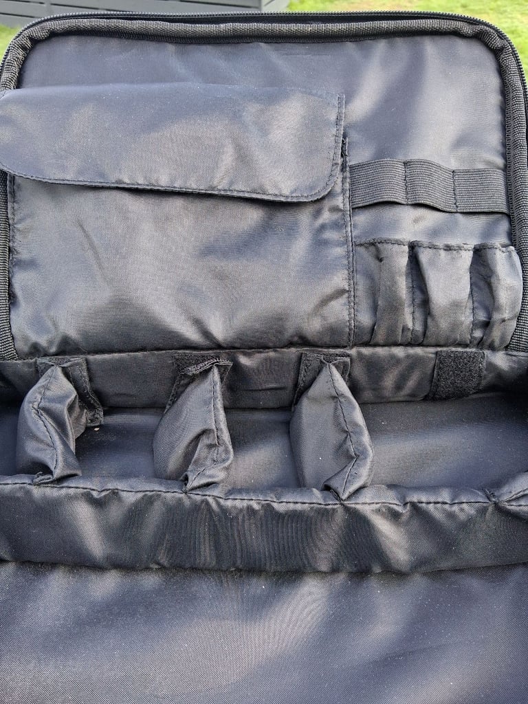 DAIWA FISHING HOLDALL / RUCKSACK - LARGE - AS NEW