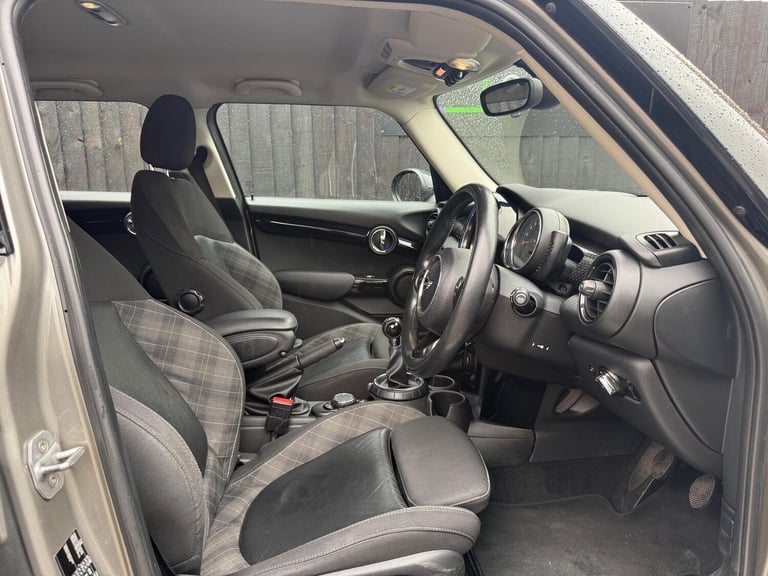 2016 MINI Hatch 2.0 Cooper SD Euro 6 (s/s) 5dr HATCHBACK Diesel Manual