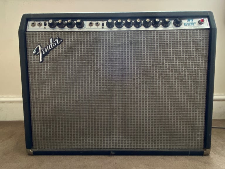 Vintage 135 Watt Fender Twin Reverb Valve Amp