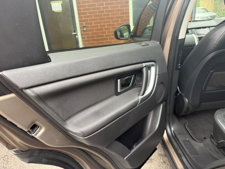 LAND ROVER DISCOVERY SPORT 2.2 SD4 HSE 2015