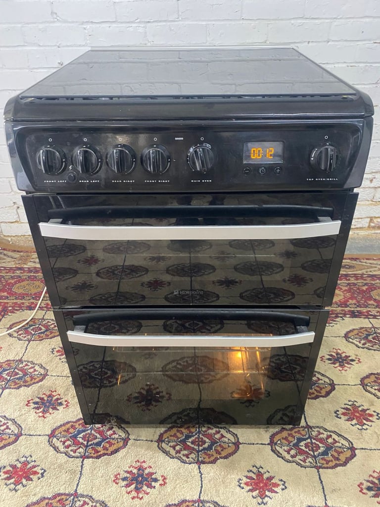 HotPoint Black 60CM Gas Cooker With Oven/Grill For Sale 