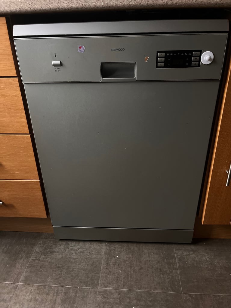 Silver grey dishwasher kenwood 