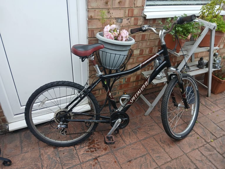 SPECIALIZED EXPEDITION SPORT TOURING BIKE 