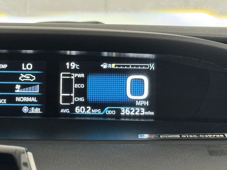 2025 Toyota Prius Vvt-I Active Hatchback HYBRID ELECTRIC Semi Automatic
