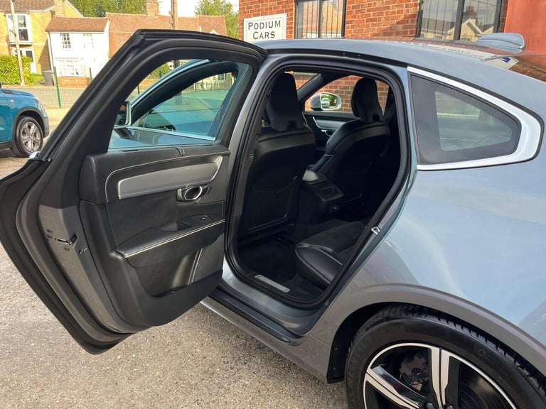VOLVO S90 2.0 T4 GPF R-Design Auto Euro 6 (s/s) 4dr 2019