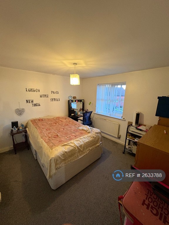 2 bedroom flat in Snape Close, Hamilton, Leicester, LE5 (2 bed) (#2633788)