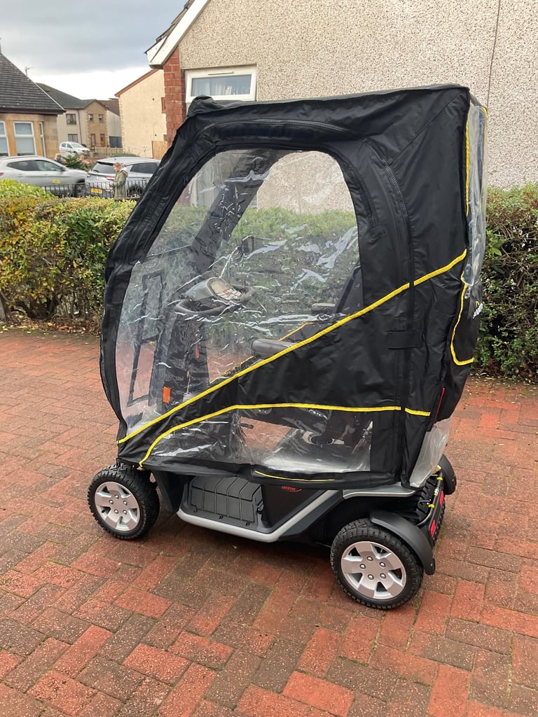 Pride Colt Executive all terrain XL mobility scooter only done 12 miles 