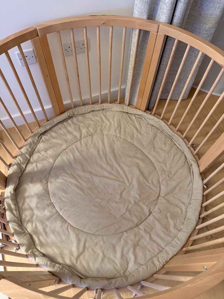 Second-Hand Playpens for Sale Gumtree