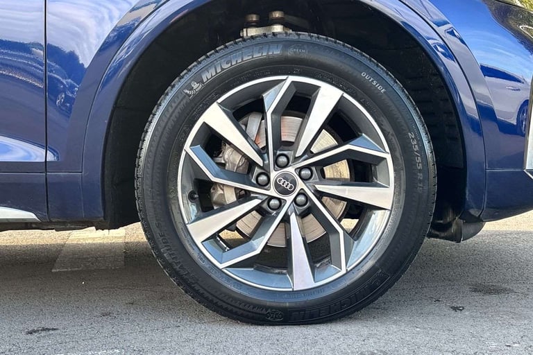 2023 Audi Q5 40 TDI Quattro S Line 5dr S Tronic SUV Diesel Automatic