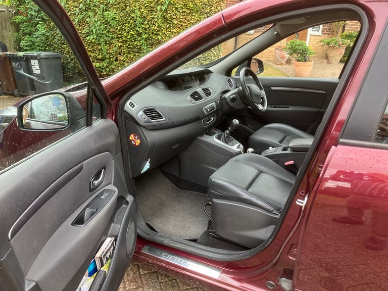 Renault, SCENIC Limited nav 2016, Manual, 1461 (cc), 5 doors panoramic roof