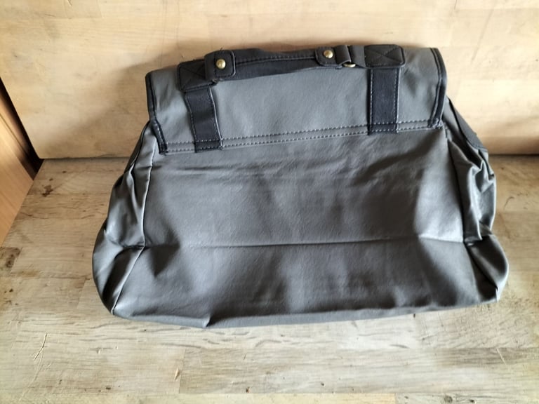 Nicole handbag