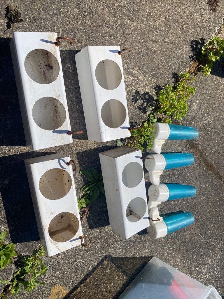 image for Quick sale bird feeders and water dispensers for sale 