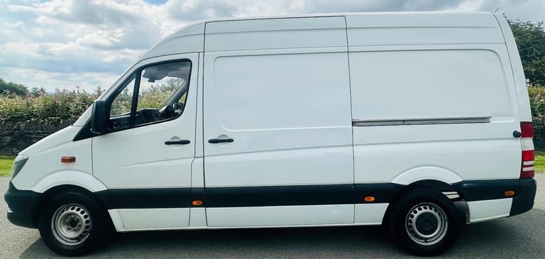 2016 Mercedes-Benz Sprinter 3.5t BlueEFFICIENCY Van PANEL VAN Diesel Manual