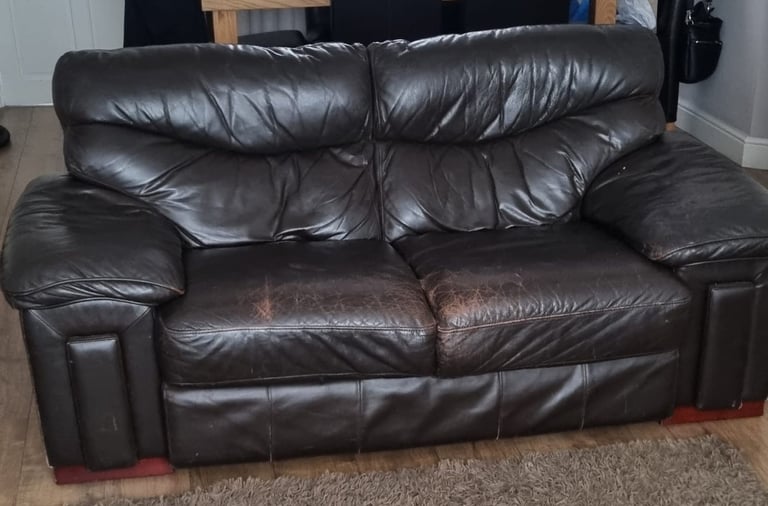 Brown leather sofa 