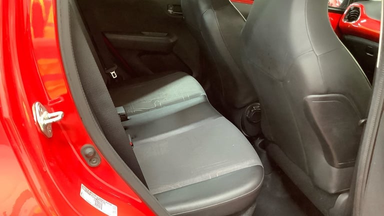 TOYOTA AYGO 1.0 VVT-i x-pression 2015