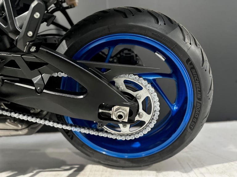 2024/73 Suzuki GSX S1000GX Motorcycle 