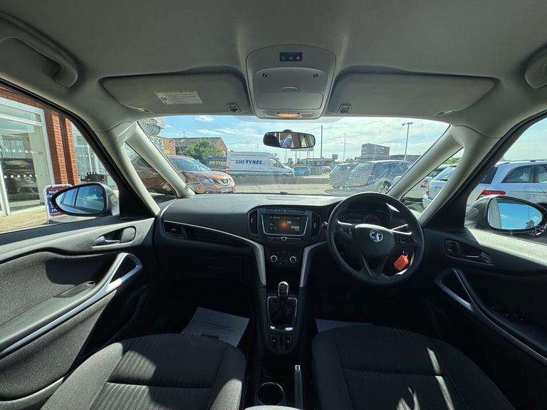 2017 Vauxhall Zafira 1.4T Design 5dr ++ 7 SEATS / DAB / BLUETOOTH / ULEZ ++ MPV Petrol Manual
