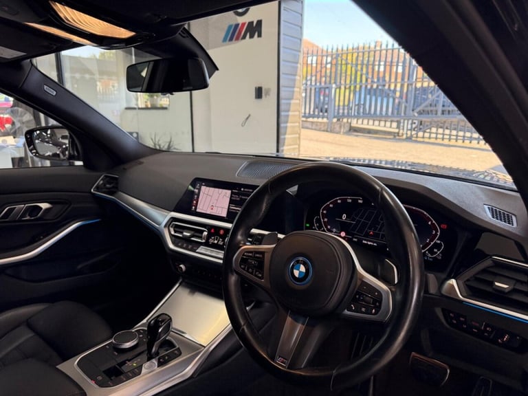 2021 BMW 3 Series 2.0 330e 12kWh M Sport Auto Euro 6 (s/s) 4dr Saloon PETROL/ELECTRIC Automatic
