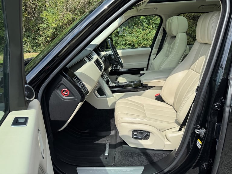 2015 Range Rover 4.4 SDV8 Vogue SE Auto 5 Door Diesel 4x4
