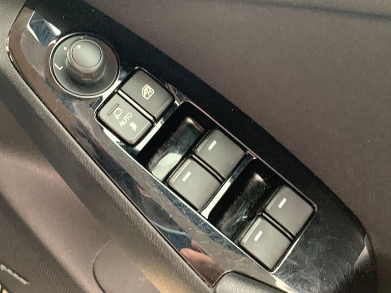 2017 Mazda Mazda3 1.5 SKYACTIV-D Sport Nav Euro 6 (s/s) 5dr HATCHBACK Diesel Manual