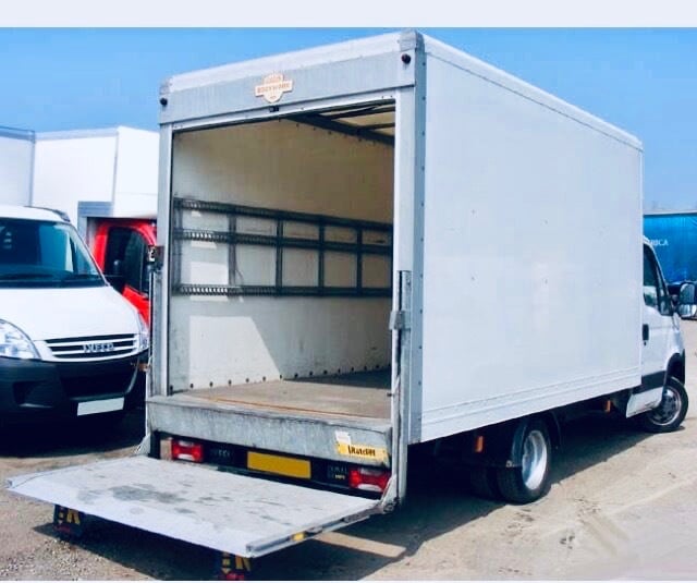 image for 24/7 URGENT MAN AND VAN HIRE SERVICE  HOUSE / FLAT / OFFICE / PIANO REMOVALS