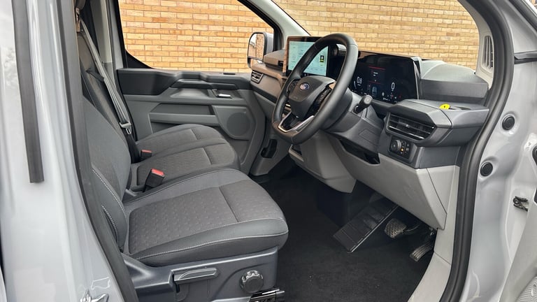2025 Ford Transit Custom 2.0 EcoBlue 136ps H1 Double Cab Van Limited Auto PANEL VAN DIESEL Automatic